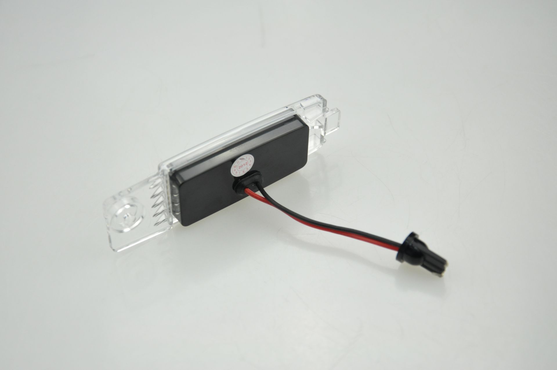 products/722/rx300 lexus svetla tablice.jpg - LED SIJALICE ZA OSVETLJENJE TABLICE - LEXUS 030404 - Xenon Svetla Beograd